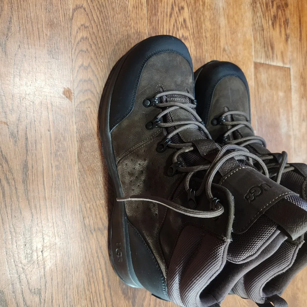 UGG EMMETT DUCK BOOT MID STOUT LEATHER WATERPROOF new MEN'S BOOTS US SIZE 12 - Picture 4 of 6